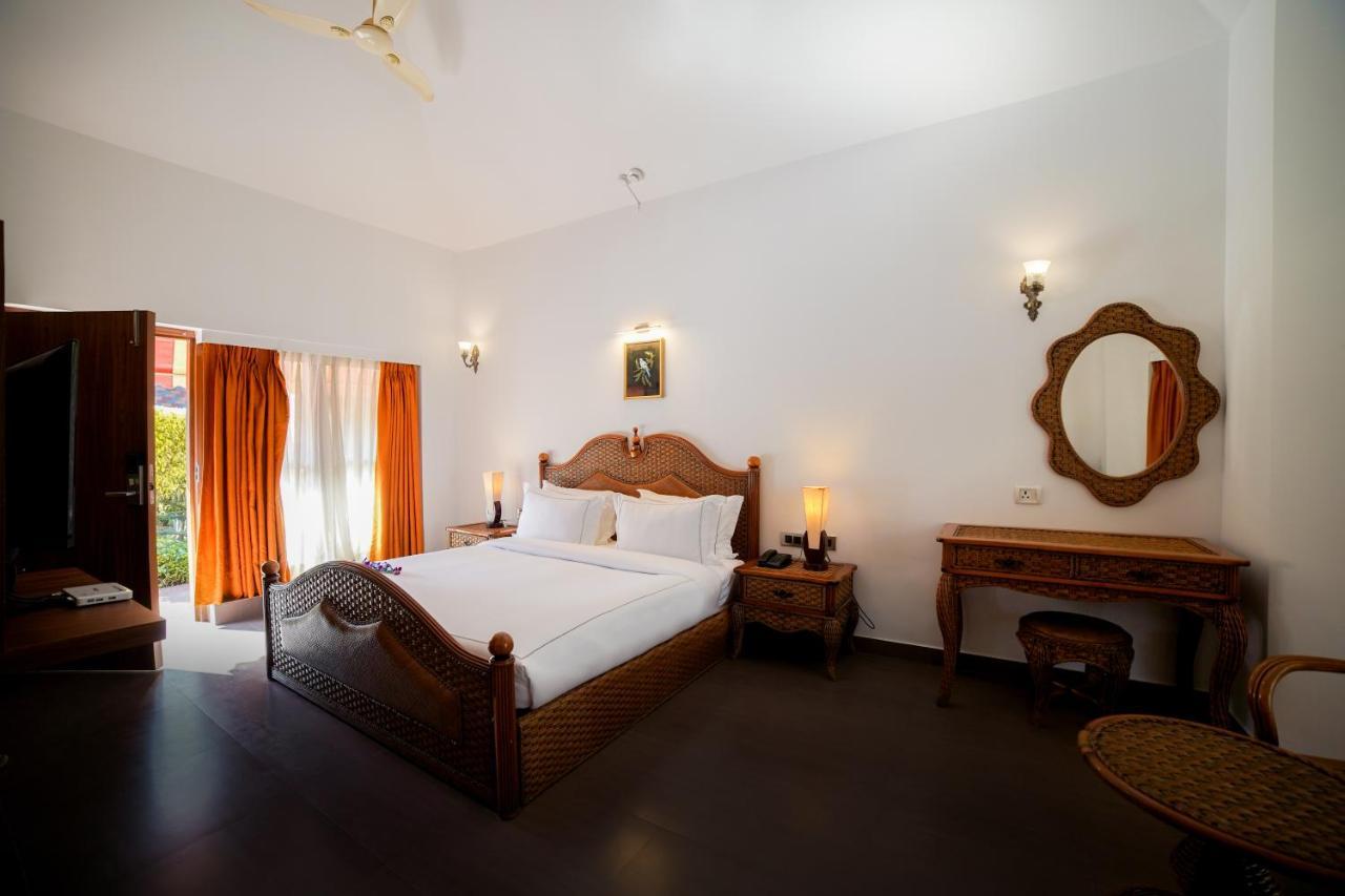 Country Inn Tarika Riverside Resort Jim Corbett Garjia Exterior foto